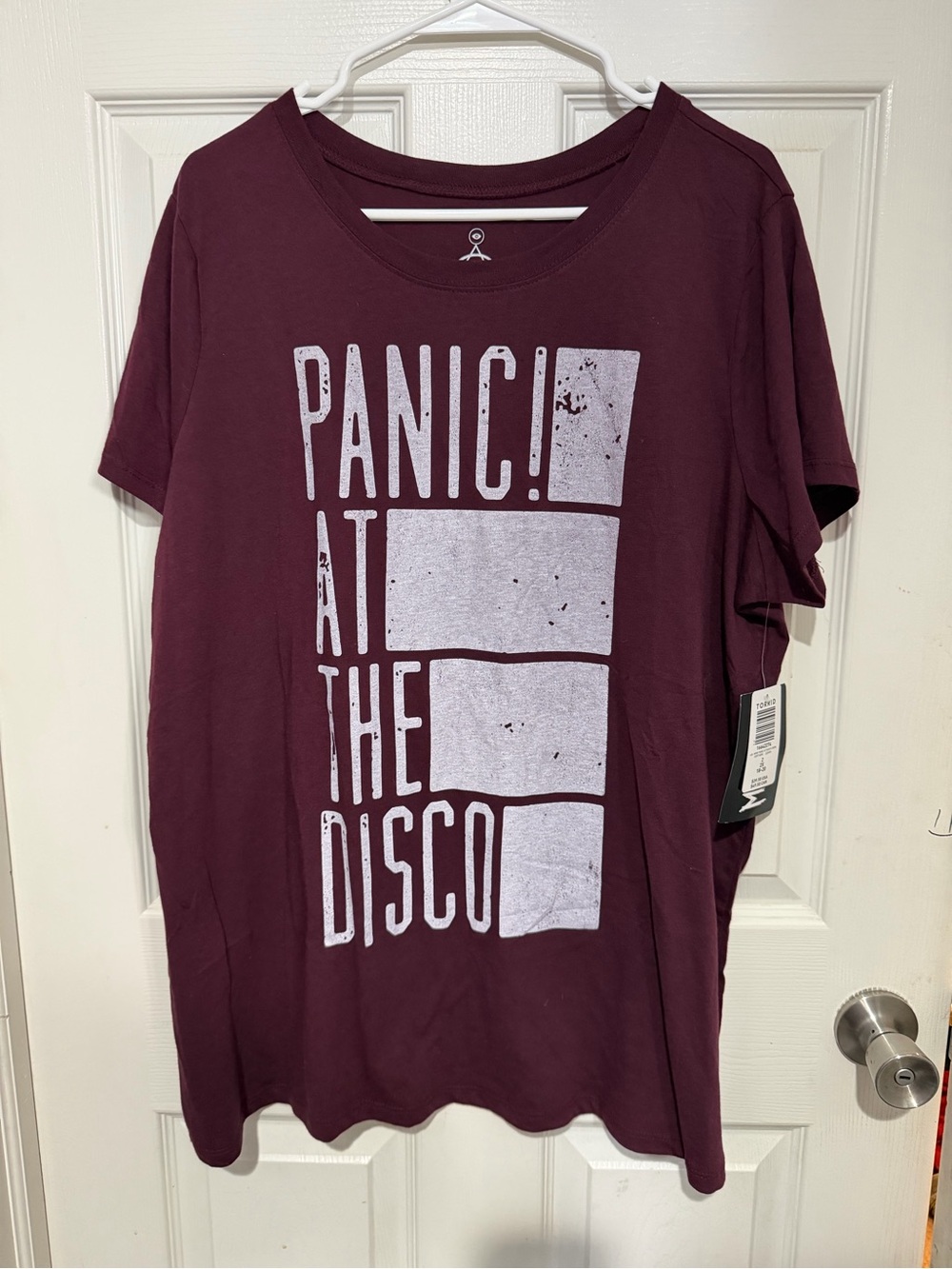 Torrid- Panic! At the disco Burgundy Graphic Tee 2x
